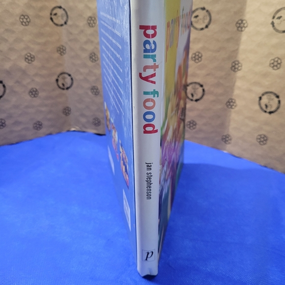 Party food cookbook. - Picture 2 of 5